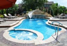 از روش های طبیعی ضدعفونی آب استخر چه می دانید؟